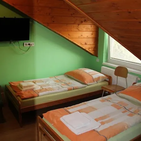 V Udoli Lägenhet Kruzlova